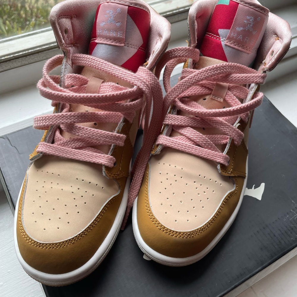 Lola bunny Jordan’s used only once
